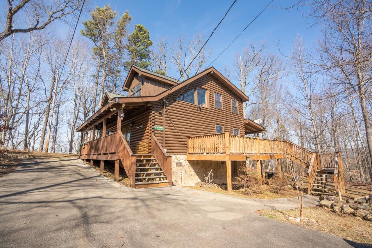 Comfort Cabin Bearway To Heaven W Private Hot Tub Pigeon Forge Esterno foto